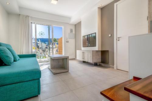 Suite Dúplex Económica del hotel LIVVO Los Calderones - Adults recommended. Foto 4