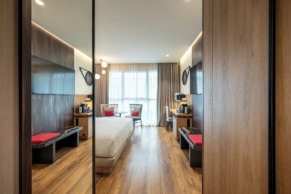 Habitación, 1 cama de matrimonio grande, no fumadores del hotel Hyatt Centric Gran Via Madrid. Foto 3