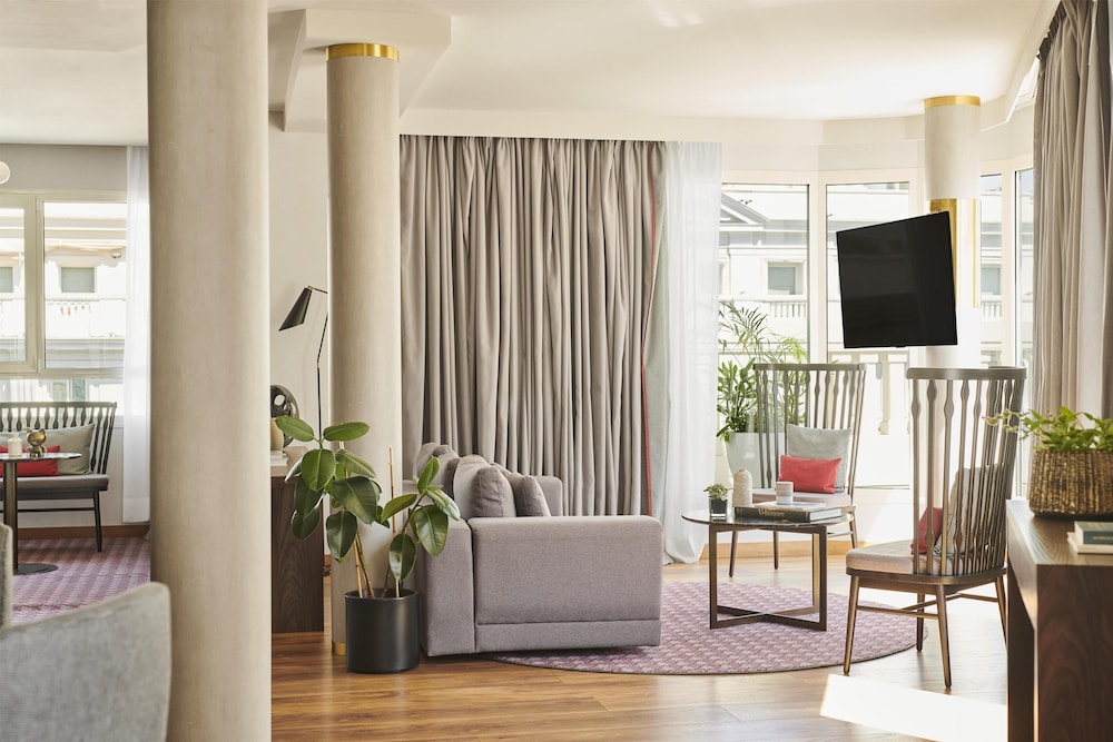 Suite, no fumadores (Fenix) del hotel Hyatt Centric Gran Via Madrid