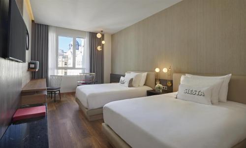Habitación Doble - 2 camas dobles del hotel Hyatt Centric Gran Via Madrid