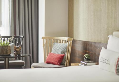 Habitación Doble - 2 camas dobles del hotel Hyatt Centric Gran Via Madrid. Foto 4