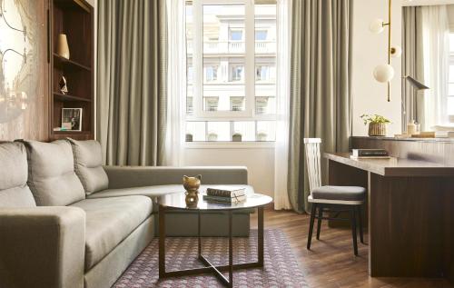 Suite Executive del hotel Hyatt Centric Gran Via Madrid. Foto 2