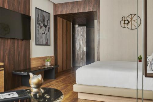 Suite Familiar del hotel Hyatt Centric Gran Via Madrid. Foto 1