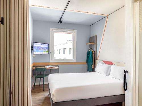 Habitación Doble - 1 cama grande del hotel Ibis Budget Lugano Paradiso. Foto 3