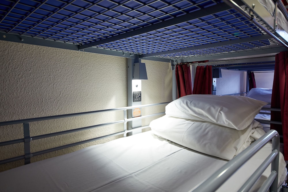 Bed in 9 Bed Dorm with Shared Bathroom del hotel St Christopher's Inn Hostels -. Foto 4