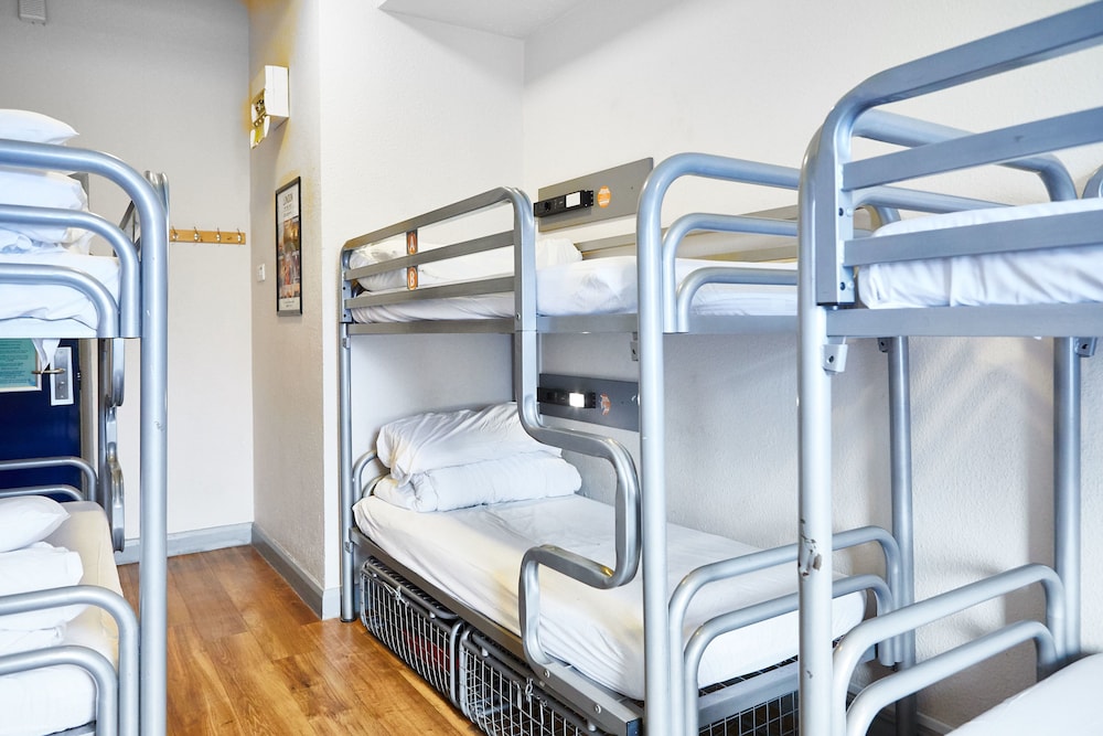 Private 6 Bed Dorm with Shared Bathroom del hotel St Christopher's Inn Hostels -