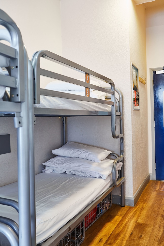 Bed in 4 Bed Female Dorm with Shared Bathroom del hotel St Christopher's Inn Hostels -. Foto 5