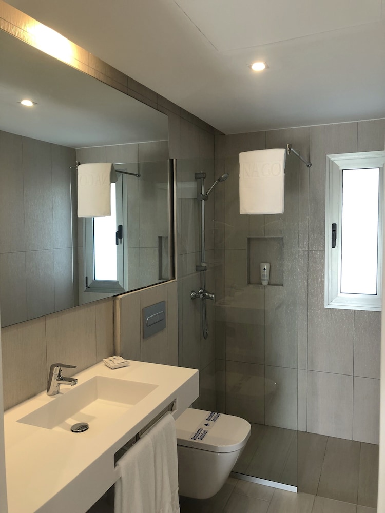 Suite del hotel LIVVO Dunagolf Suites. Foto 6