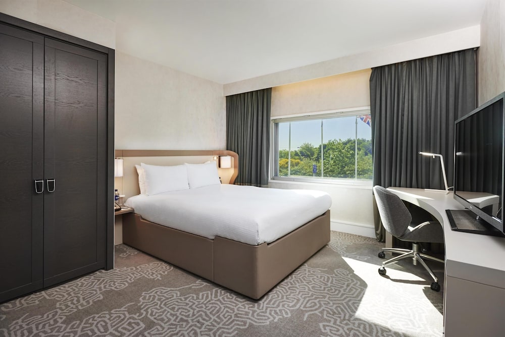 Habitación, 1 cama de matrimonio del hotel Hilton London Heathrow Airport. Foto 3