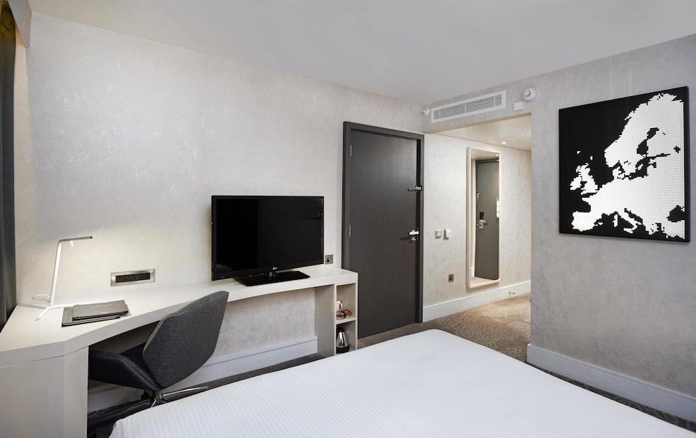 Habitación familiar, habitaciones comunicadas del hotel Hilton London Heathrow Airport. Foto 3