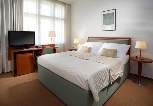 Habitación Doble Estándar - 1 o 2 camas del hotel Clarion Prague Old Town. Foto 1