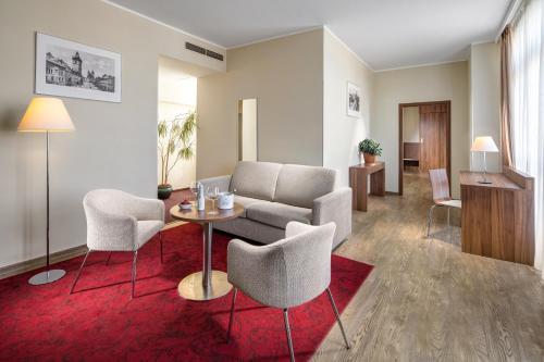 Suite con terraza en la azotea del hotel Clarion Prague Old Town. Foto 1