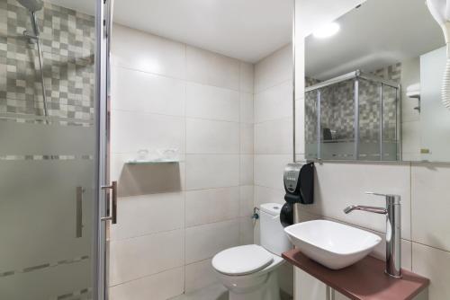 Habitación doble con balcón del hotel Boutique Roisa. Foto 8