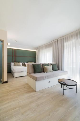 Suite Junior con balcón del hotel Boutique Roisa. Foto 1