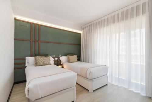 Suite Junior con balcón del hotel Boutique Roisa. Foto 11