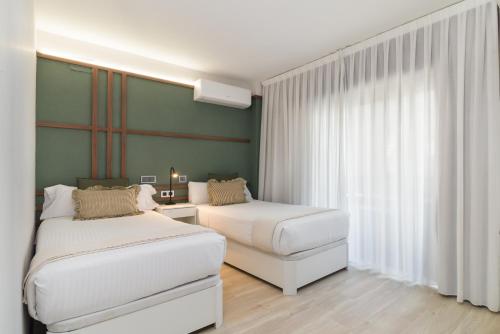 Suite Junior con balcón del hotel Boutique Roisa. Foto 15