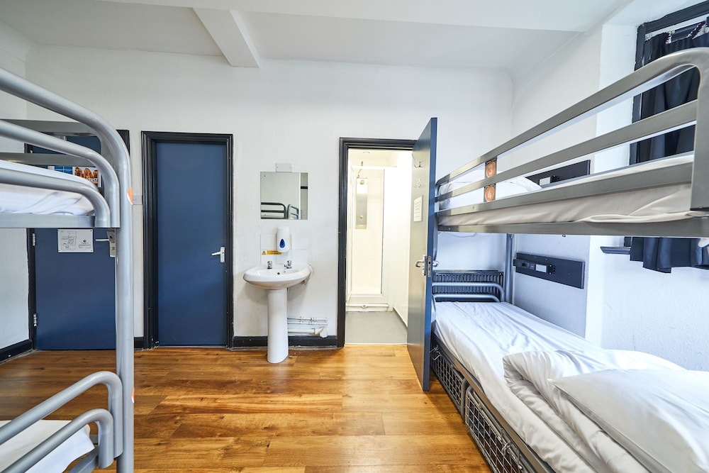 Bed in 6 Bed Mixed Dorm del hotel St Christopher's Inn Hostels. Foto 2