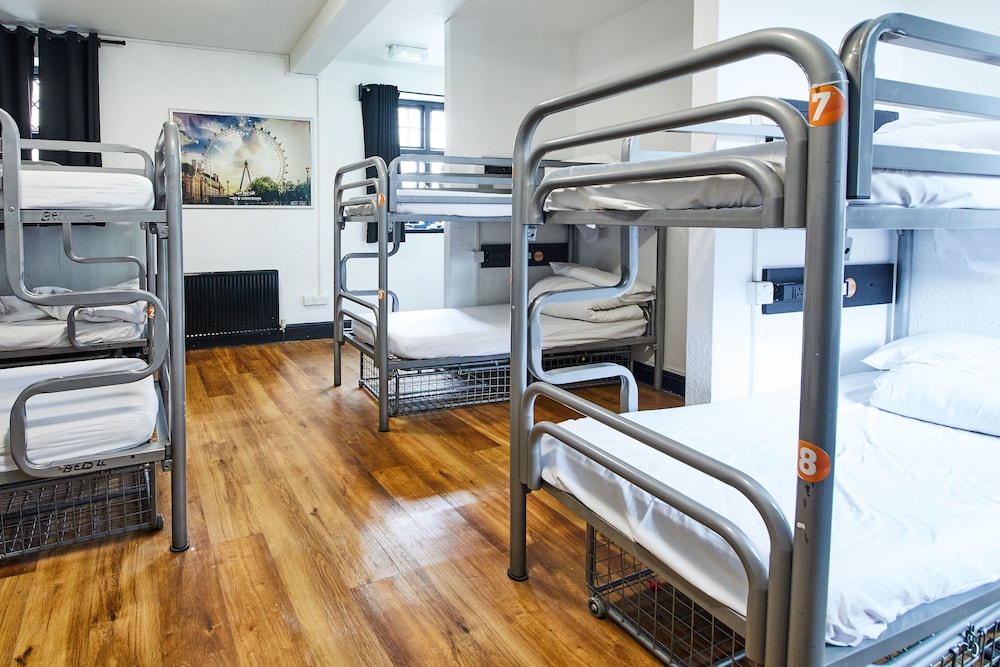 Bed in a 10 - Bed Dorm, Shared Bathroom del hotel St Christopher's Inn Hostels. Foto 2