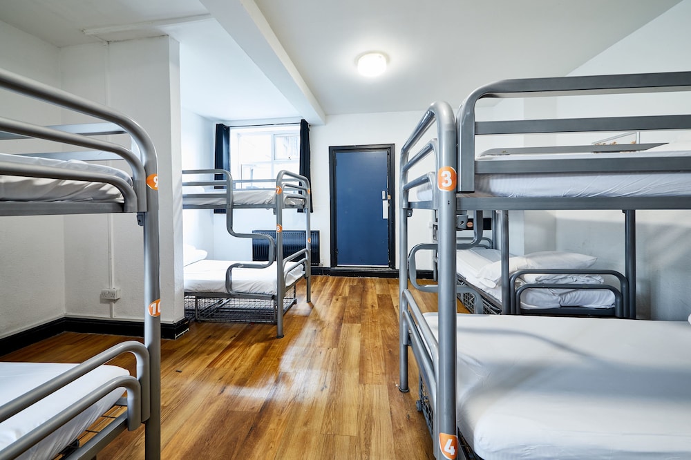 Bed in a 10 - Bed Dorm, Shared Bathroom del hotel St Christopher's Inn Hostels. Foto 3