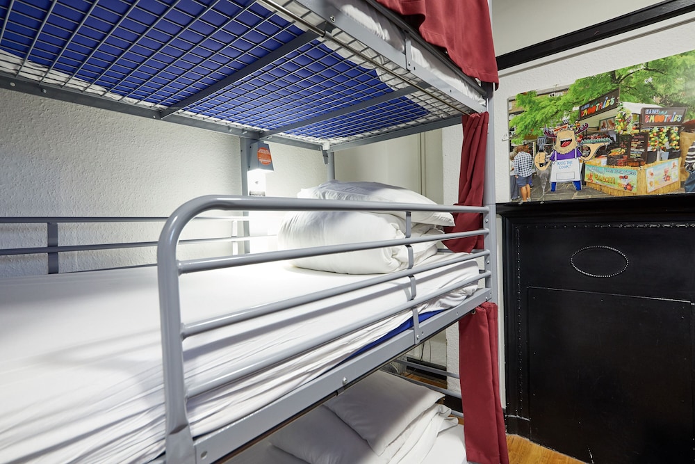 Bed in 9 Bed Female Dorm del hotel St Christopher's Inn Hostels. Foto 2