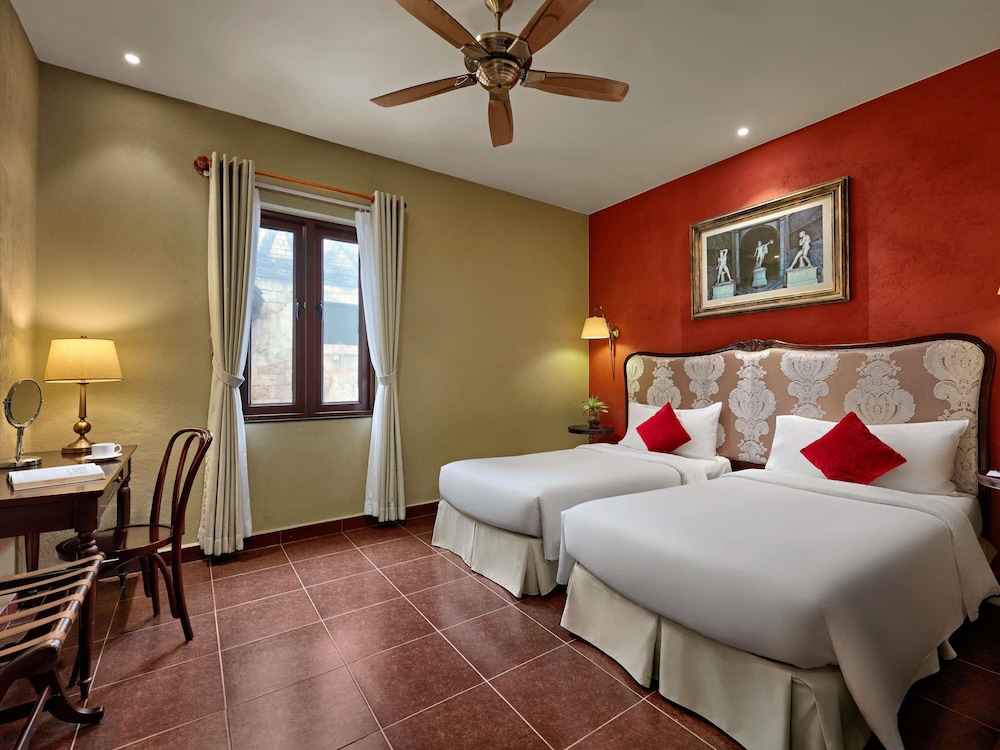 Habitación Superior con camas gemelas del hotel Mercure Danang French Village Bana Hills