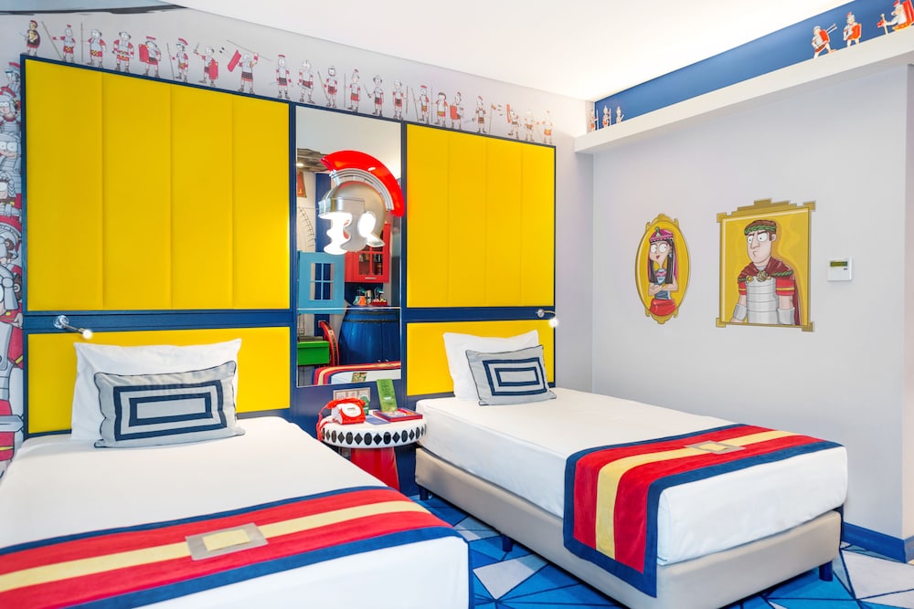 Habitación Deluxe con cama doble del hotel The Land Of Legends Kingdom - All In Concept. Foto 5