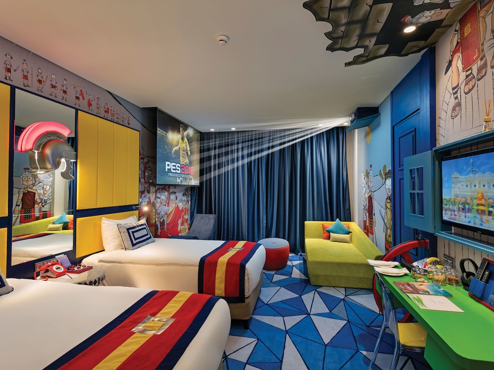Habitaciones Deluxe Conectadas del hotel The Land Of Legends Kingdom - All In Concept. Foto 1