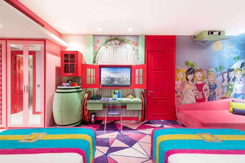 Habitaciones Deluxe Conectadas del hotel The Land Of Legends Kingdom - All In Concept. Foto 14
