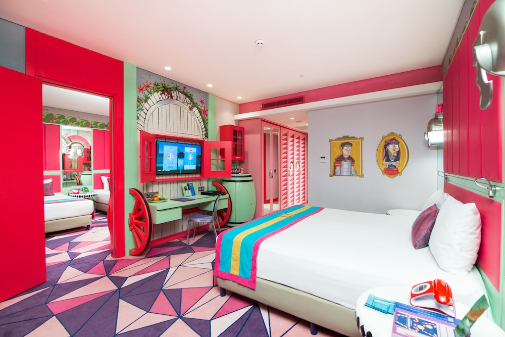 Habitaciones Deluxe Conectadas del hotel The Land Of Legends Kingdom - All In Concept. Foto 16