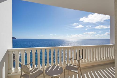 Junior suite Vista Mar Superior Sofá Cama incluido 1 Cama doble del hotel Bahia Principe Fantasia Tenerife - All Inclusive. Foto 1