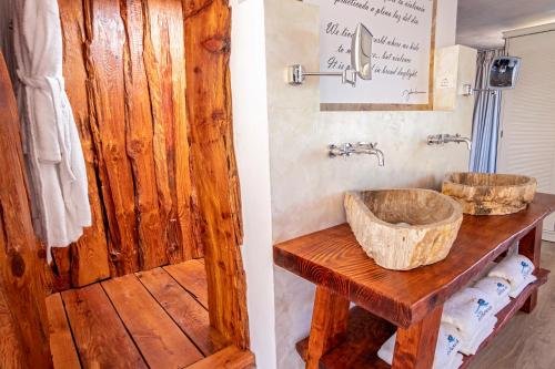 Deluxe Suite with Sea View del hotel Puntagrande. Foto 6