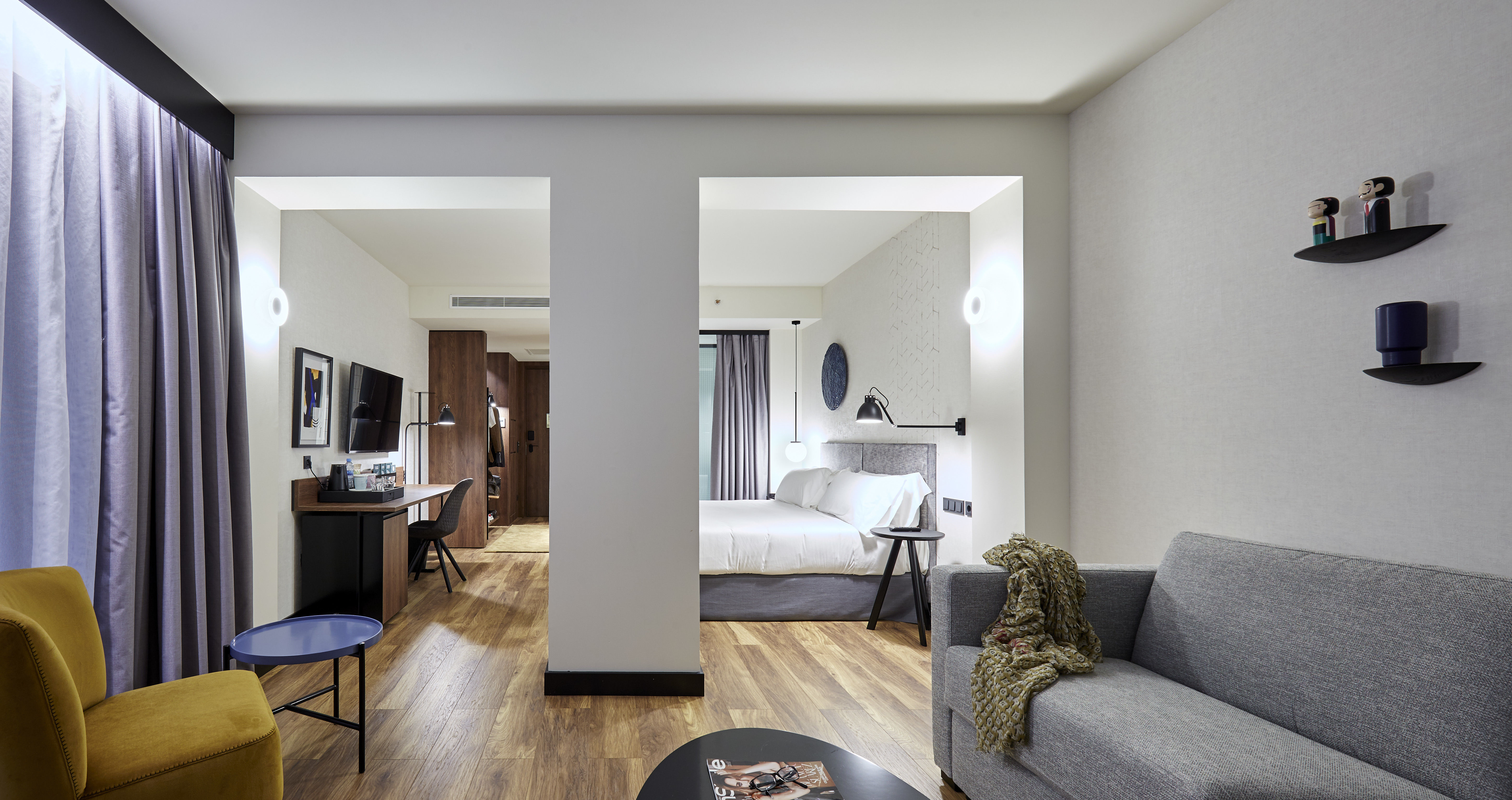 Habitación familiar Interior del hotel Radisson Blu 1882 Hotel, Barcelona Sagrada Familia. Foto 1