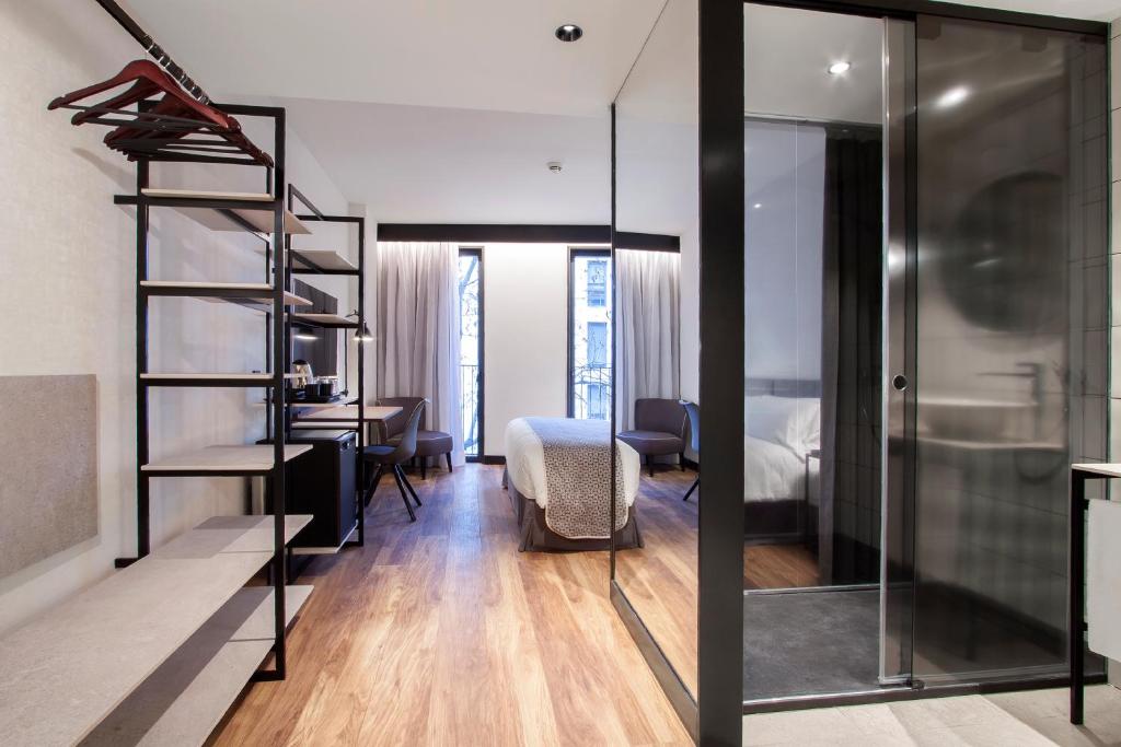 Habitación doble Business del hotel Radisson Blu 1882 Hotel, Barcelona Sagrada Familia. Foto 3