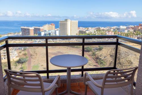 Suite con vistas al mar del hotel Aluasoul Orotava Valley - Adults Only. Foto 5