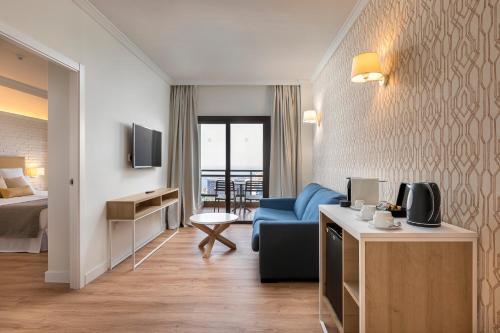 Suite Club My Favorite con vistas frontales al mar del hotel Aluasoul Orotava Valley - Adults Only. Foto 6