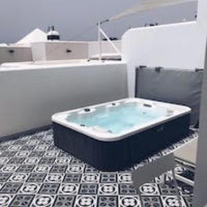 Apartamento con vistas a la piscina del hotel La Concha Boutique Apartments. Foto 4