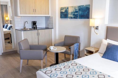 Apartamento de 1 dormitorio del hotel Grupotel Alcudia Pins. Foto 1