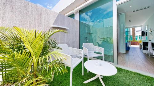 Habitación Doble con terraza del hotel Nayra. Foto 3