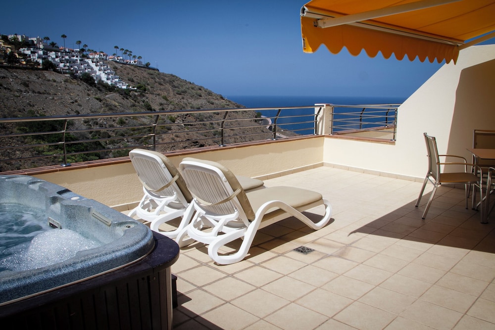 Apartamento, 1 habitación, bañera de hidromasaje del hotel Holiday Club Sol Amadores. Foto 3