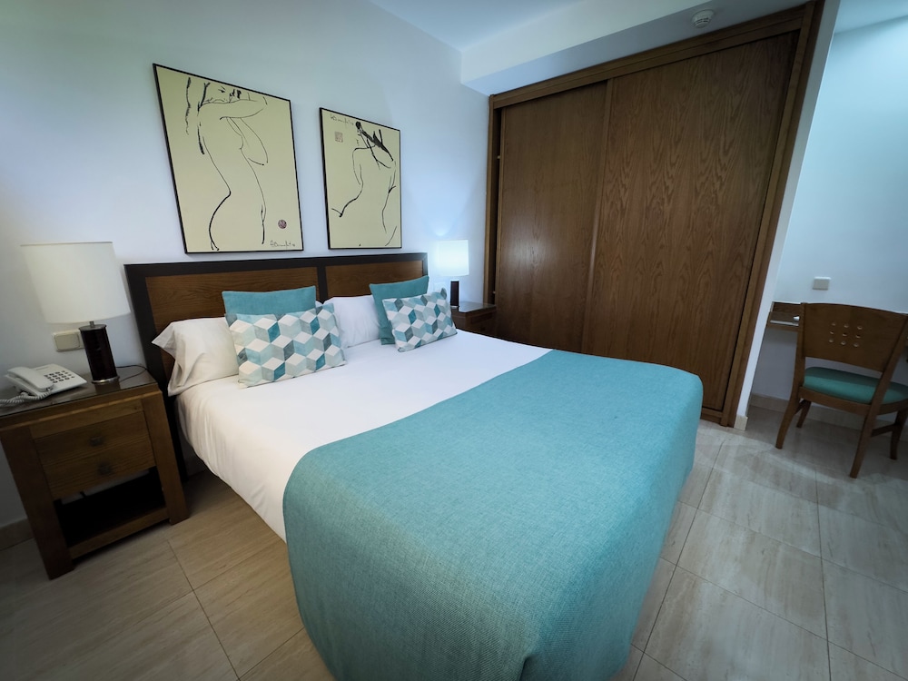 Apartamento, 2 habitaciones del hotel Holiday Club Sol Amadores. Foto 1