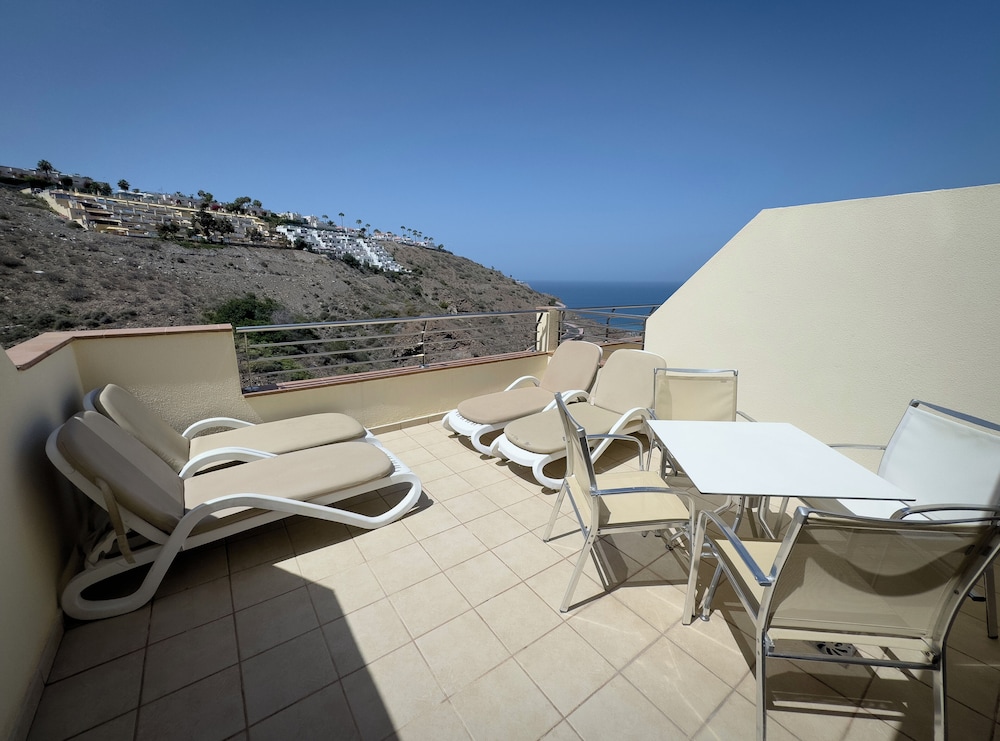 Apartamento, 2 habitaciones del hotel Holiday Club Sol Amadores. Foto 4