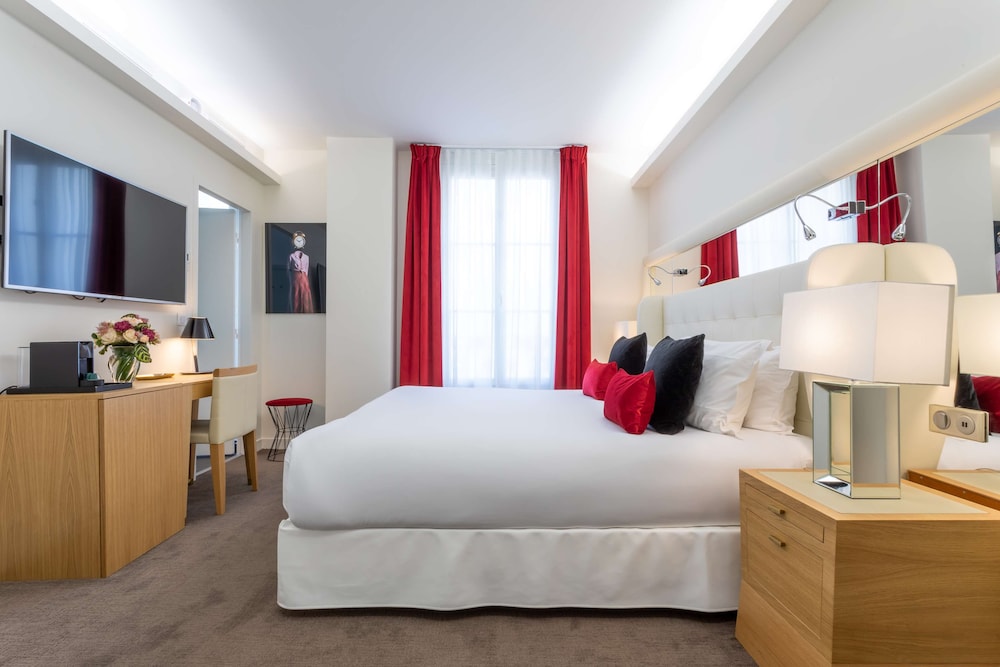 Habitación, 1 cama de matrimonio grande, accesible para personas con discapacidad del hotel Camille Paris Gare de Lyon, Tapestry Collection by Hilton. Foto 5