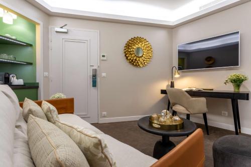 Suite Signature del hotel Camille Paris Gare de Lyon, Tapestry Collection by Hilton. Foto 11