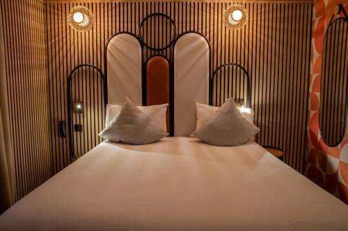 Habitación adaptada para personas con movilidad reducida - Cama grande del hotel De L'Espérance. Foto 4