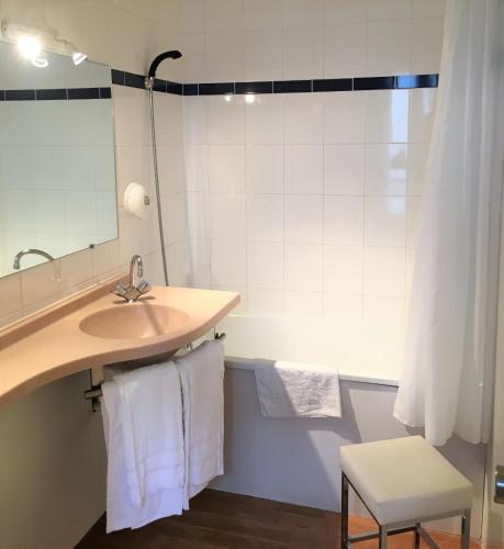 Habitación Doble Estándar - 1 o 2 camas del hotel Eiffel Kensington. Foto 4