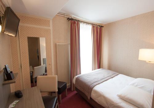 Habitación Doble Estándar - 1 o 2 camas del hotel Eiffel Kensington. Foto 8