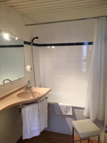 Habitación Doble Estándar - 1 o 2 camas del hotel Eiffel Kensington. Foto 14