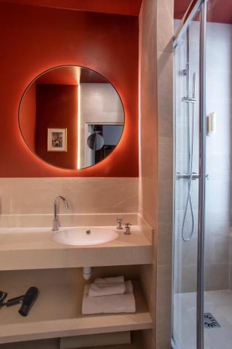 Habitación Doble Confort del hotel Sacha. Foto 4
