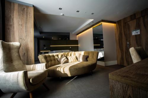 Suite del hotel Spa Ciudad De Binefar. Foto 4