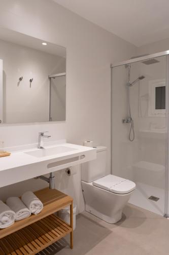 Habitación doble con balcón del hotel Lauria. Foto 3